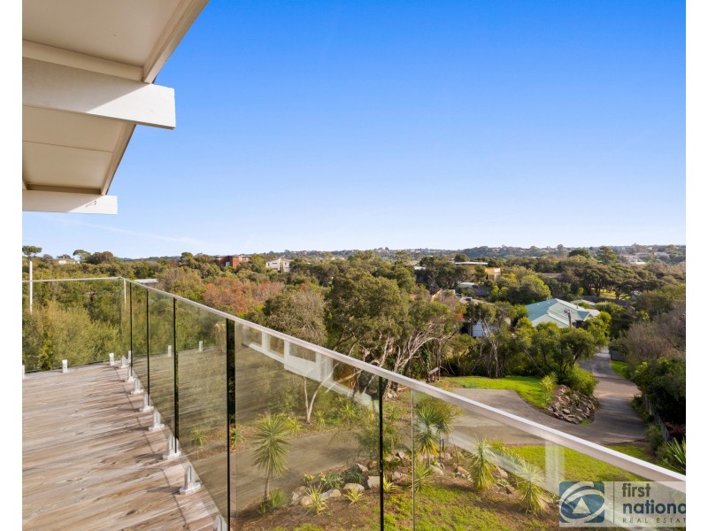 33 Beauna Vista Dr, Rye VIC 3941