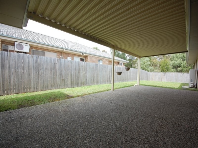 76 Ebony Crescent, Redland Bay QLD 4165