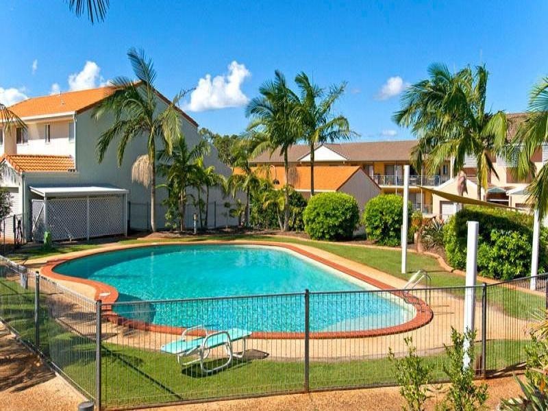 8/12-14 Queen, Cleveland QLD 4163