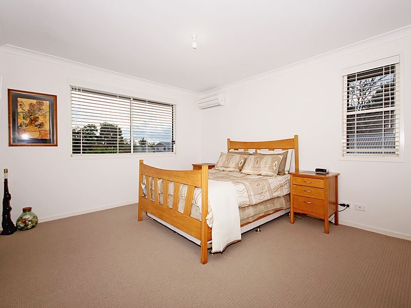 79 Dart Street, Redland Bay QLD 4165