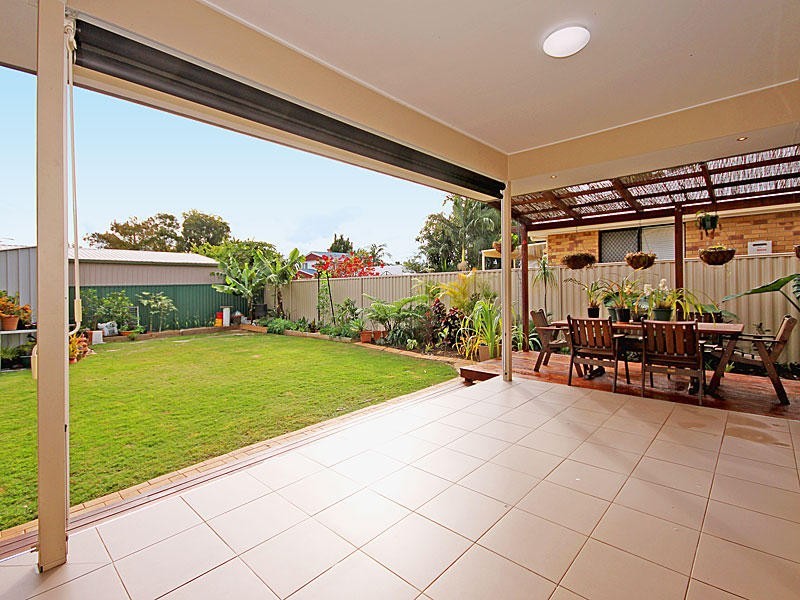 79 Dart Street, Redland Bay QLD 4165