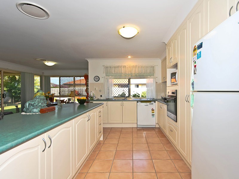 12 Bellenden Court, Victoria Point QLD 4165