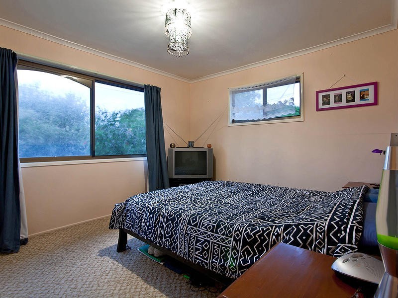 40 Makaha Drive, Birkdale QLD 4159