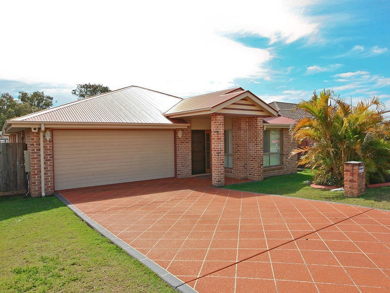 8 Timkelnik Crescent, Victoria Point QLD 4165