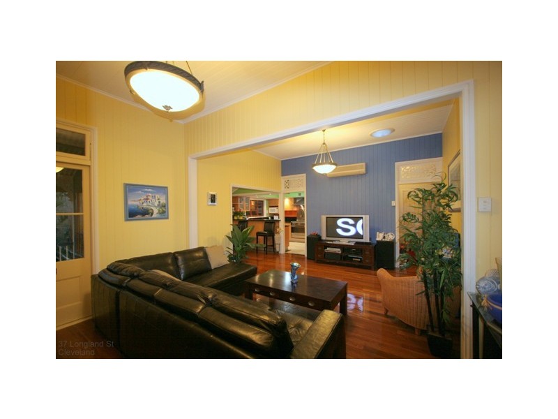 35-39 Longland Street, Cleveland QLD 4163