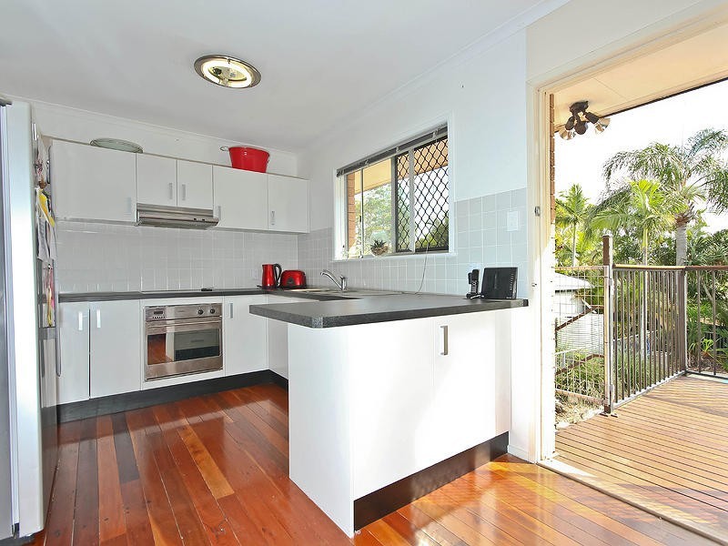 4-6 Thomas Street, Birkdale QLD 4159