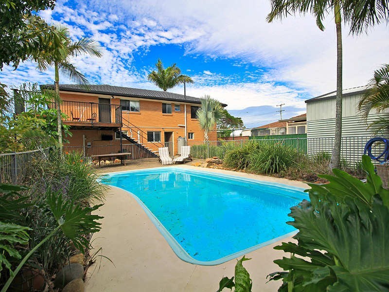 4-6 Thomas Street, Birkdale QLD 4159