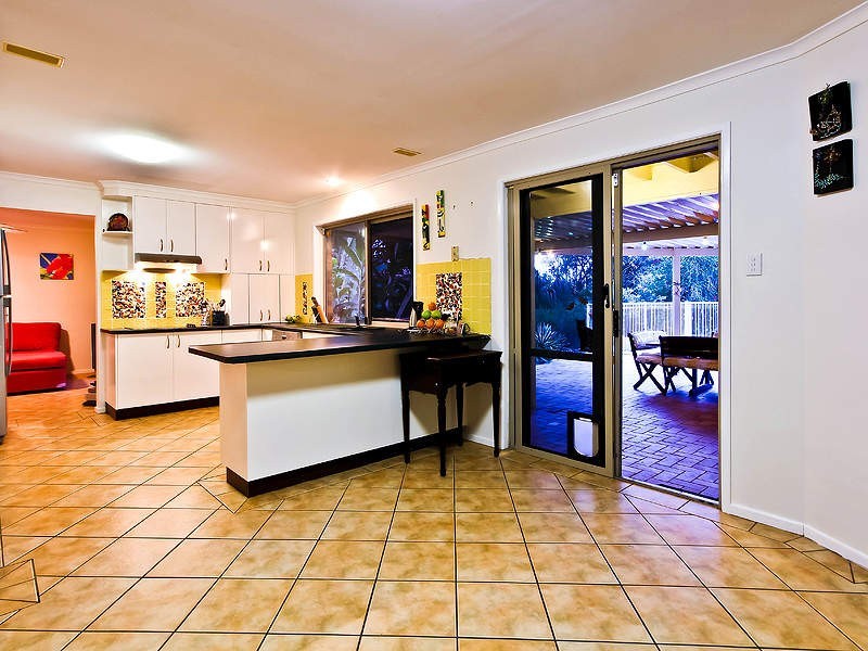 12 Falcon Avenue, Thornlands QLD 4164