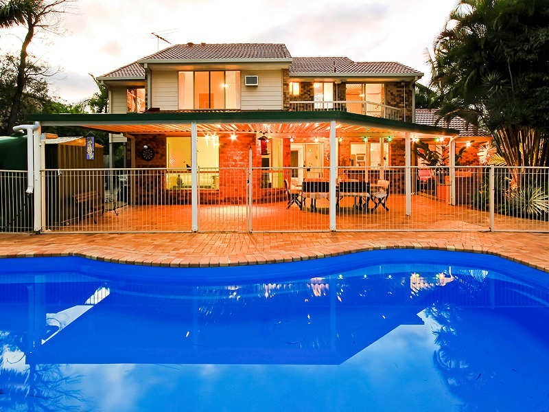 12 Falcon Avenue, Thornlands QLD 4164