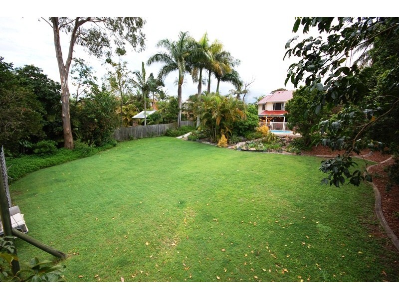 12 Falcon Avenue, Thornlands QLD 4164