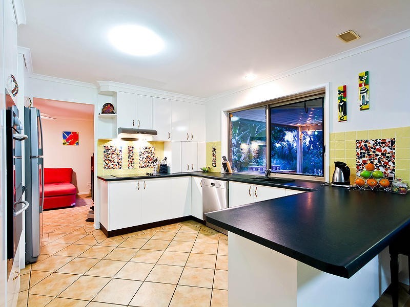 12 Falcon Avenue, Thornlands QLD 4164