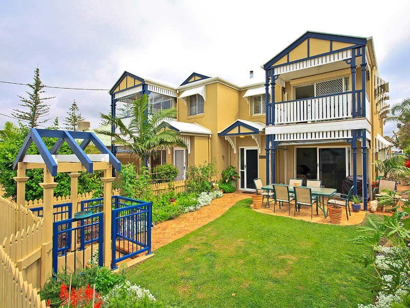 2/192 Shore Street North, Cleveland QLD 4163