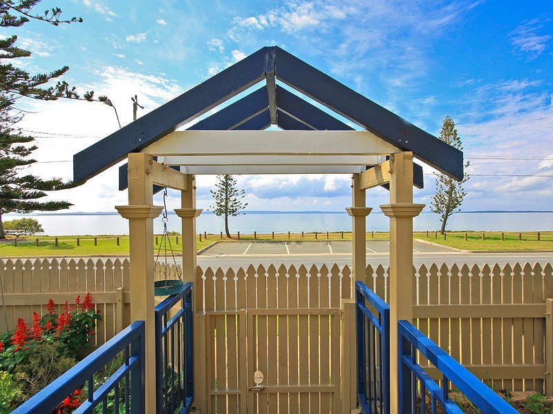 2/192 Shore Street North, Cleveland QLD 4163