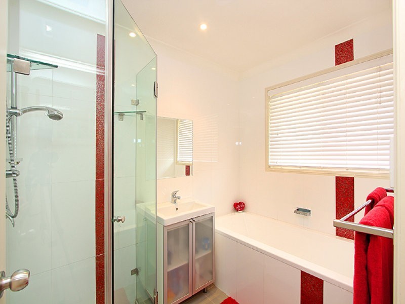 23 Poinciana Avenue, Victoria Point QLD 4165