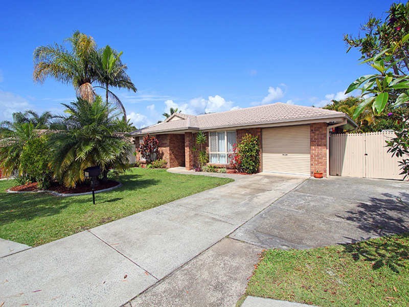 23 Poinciana Avenue, Victoria Point QLD 4165