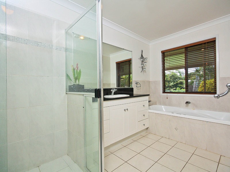 8 Kite Crescent, Thornlands QLD 4164