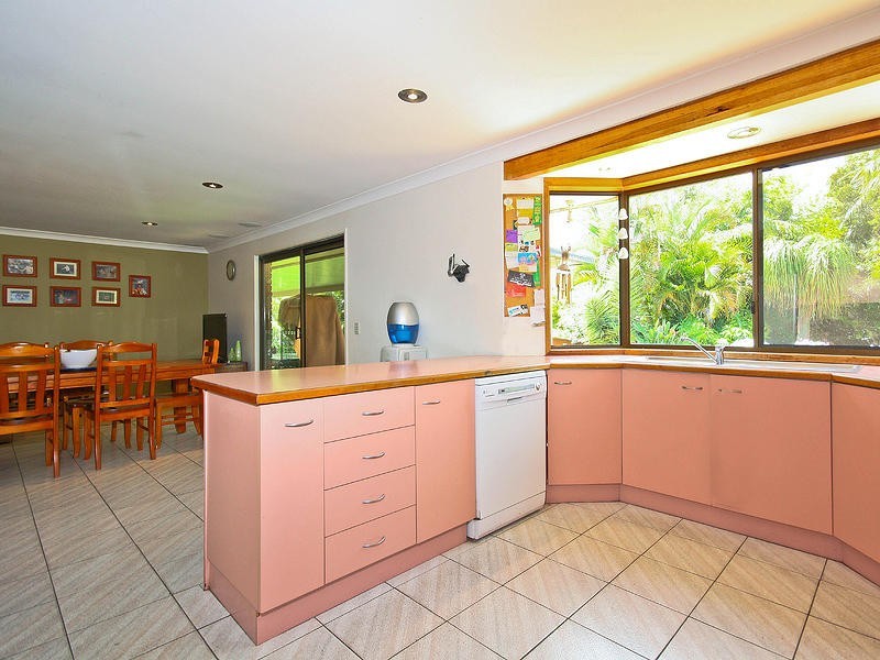 8 Kite Crescent, Thornlands QLD 4164