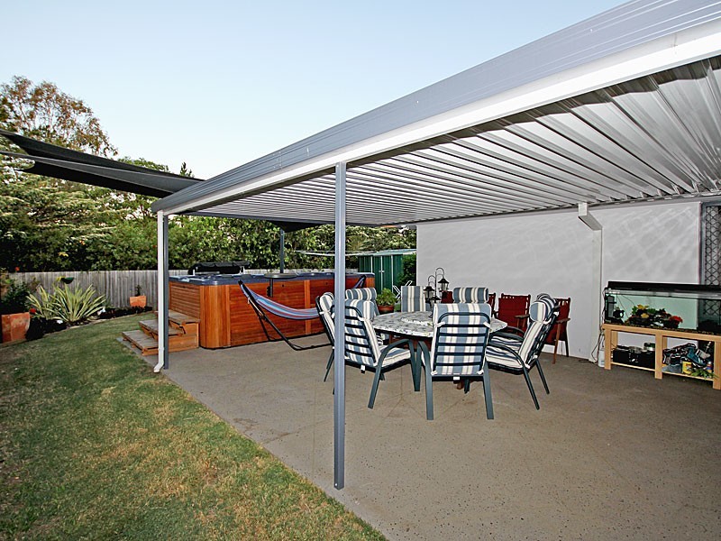 33 Kerder Street, Thornlands QLD 4164