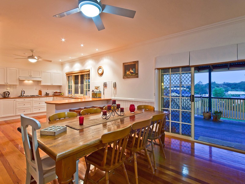 3 Larkspur Street, Redland Bay QLD 4165