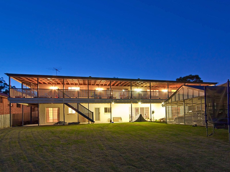 3 Larkspur Street, Redland Bay QLD 4165