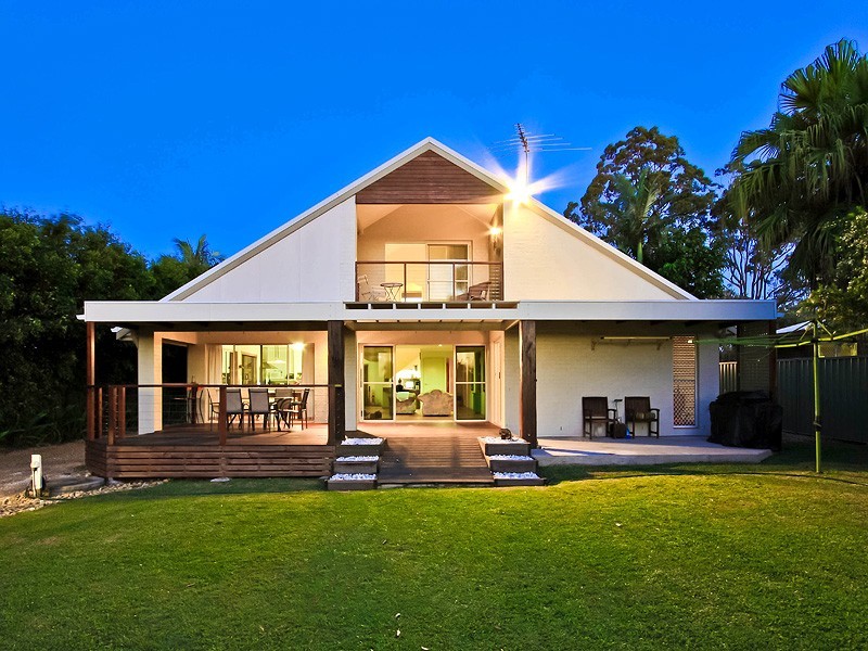 9 Woodlands Drive, Thornlands QLD 4164