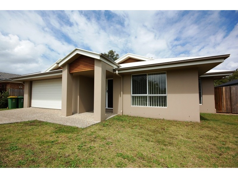 76 Ebony Crescent, Redland Bay QLD 4165