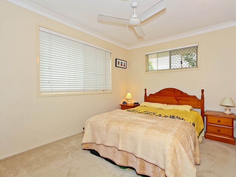 11 Parkgrove Street, Birkdale QLD 4159