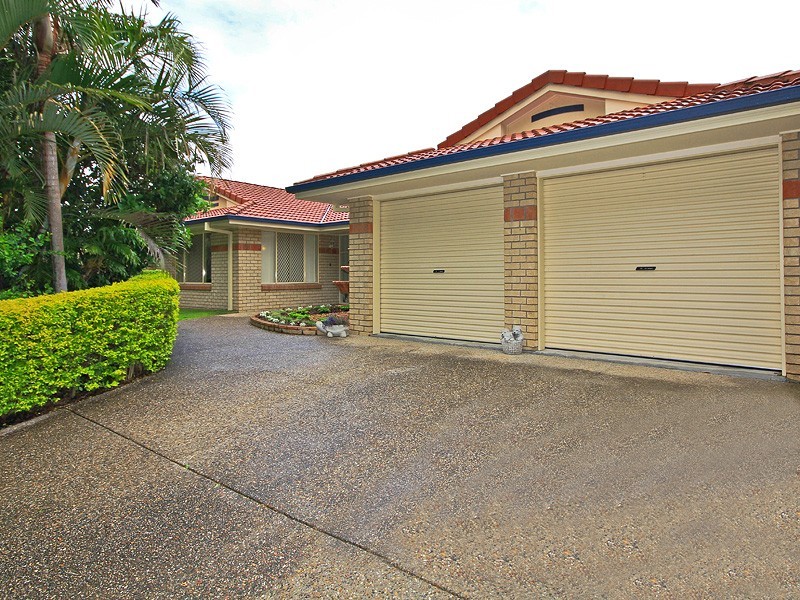 11 Parkgrove Street, Birkdale QLD 4159
