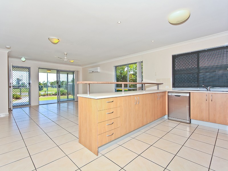 2/157 Long Street, Cleveland QLD 4163