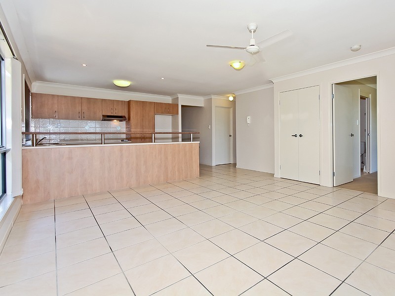 2/157 Long Street, Cleveland QLD 4163