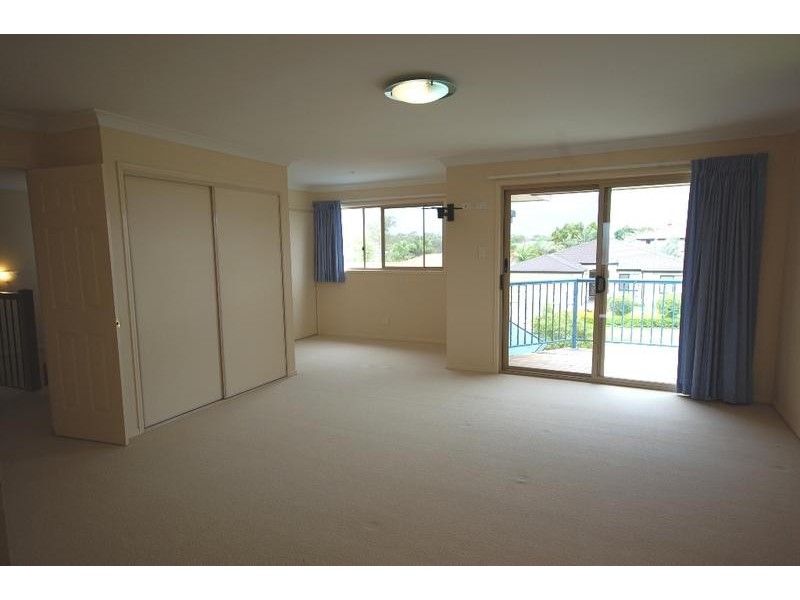 5 Mallan Terrace, Birkdale QLD 4159