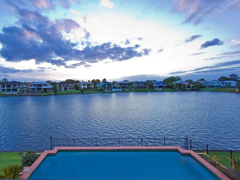 24 Helena Street, Wellington Point QLD 4160