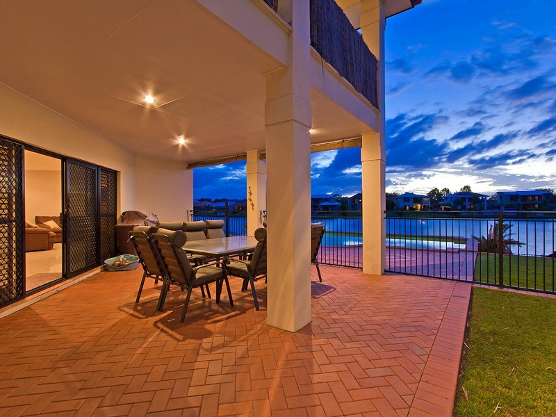 24 Helena Street, Wellington Point QLD 4160