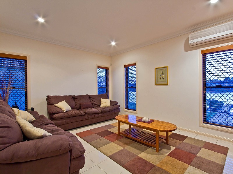 24 Helena Street, Wellington Point QLD 4160