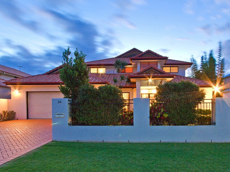 24 Helena Street, Wellington Point QLD 4160