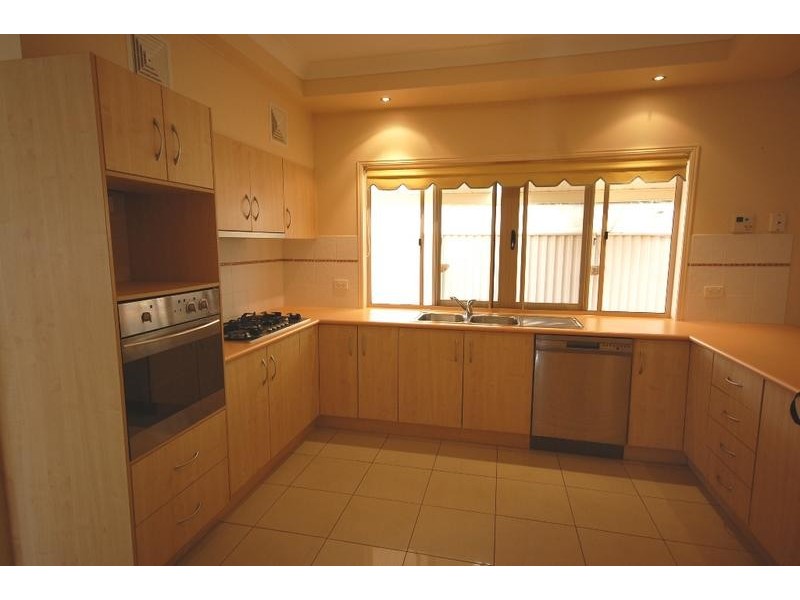 5 Mallan Terrace, Birkdale QLD 4159