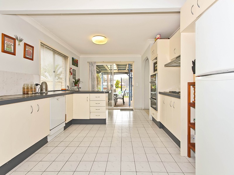 39 Masthead Drive, Raby Bay QLD 4163