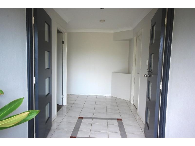 13 Foote Street, Redland Bay QLD 4165