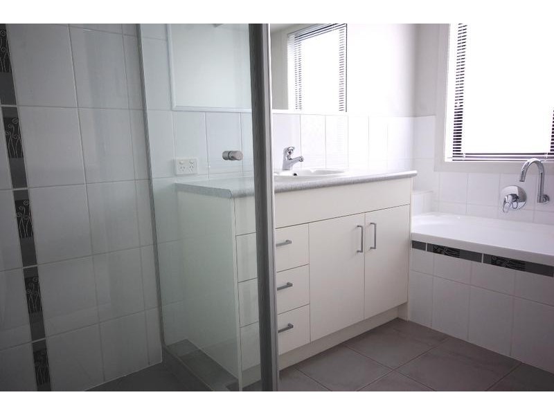 13 Foote Street, Redland Bay QLD 4165