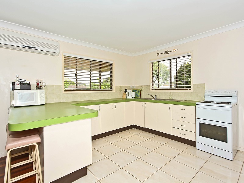 39 Bassil Avenue, Victoria Point QLD 4165