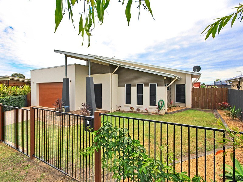 6 Syracuse Street, Redland Bay QLD 4165