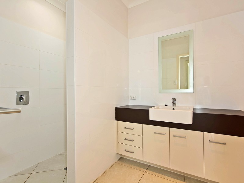 6 Syracuse Street, Redland Bay QLD 4165