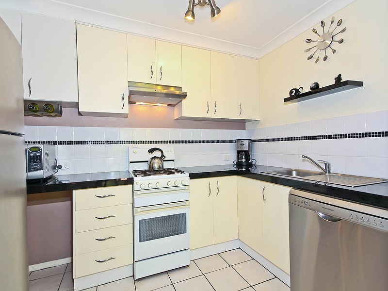 28/14 Kensington Place, Birkdale QLD 4159