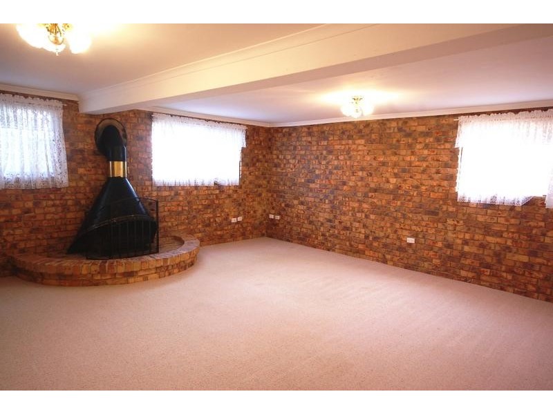 16 Bee Street, Ormiston QLD 4160