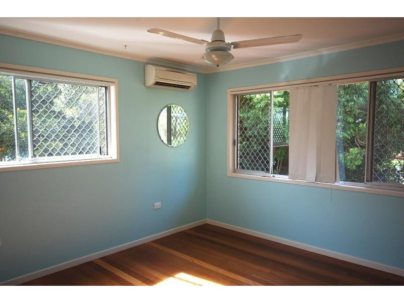 16 Bee Street, Ormiston QLD 4160