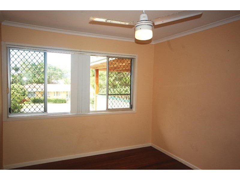 16 Bee Street, Ormiston QLD 4160