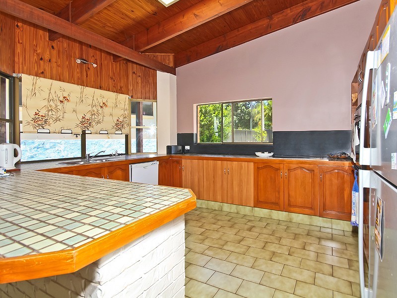 136 Passage Street, Cleveland QLD 4163