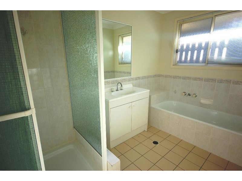 4 DIANELLA PLACE, Capalaba QLD 4157