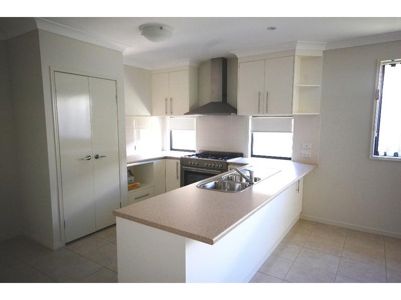 57a School Road, Victoria Point QLD 4165