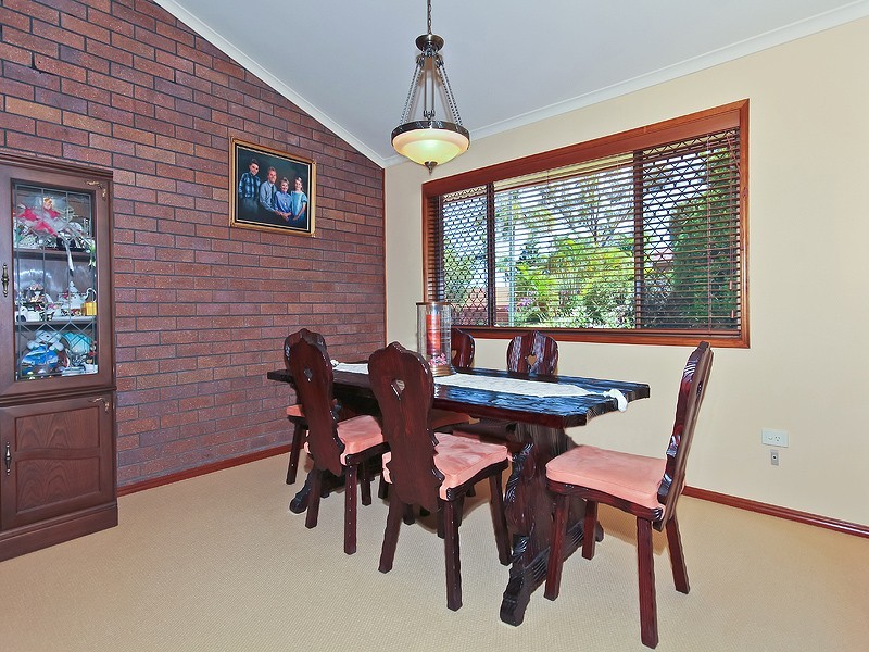 5 Noela Court, Rochedale South QLD 4123